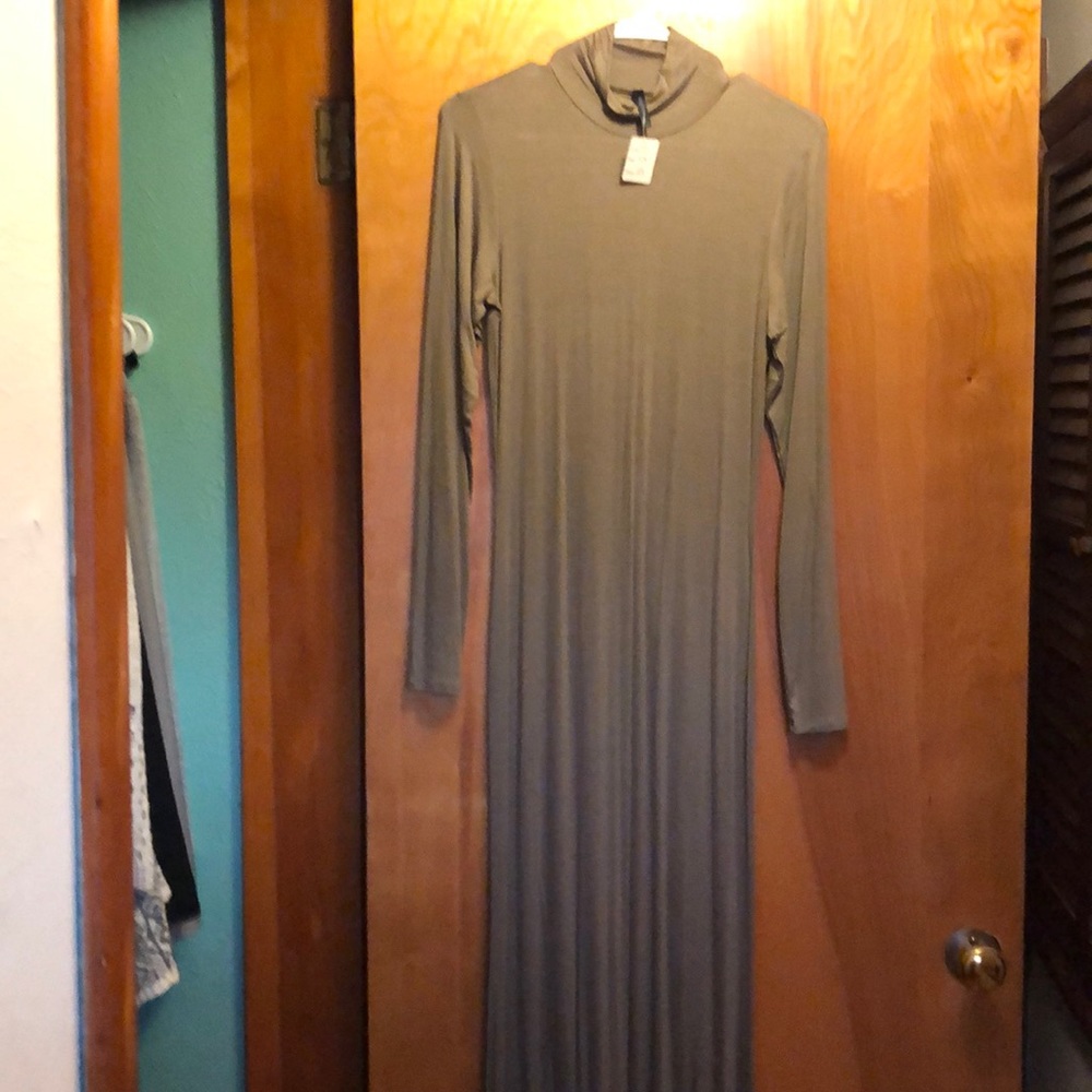 Long sleeve dress